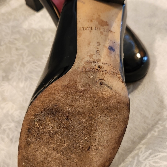 Kate Spade Classic Round Toe Chunky Heel Black Patent Leather Pump - Picture 6 of 8